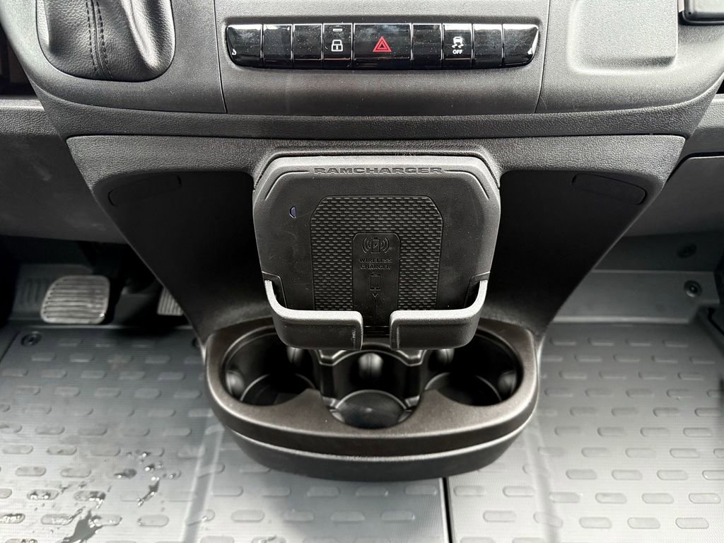 New 2026 RAM ProMaster 3500 w/ Premium Convenience Group image 24
