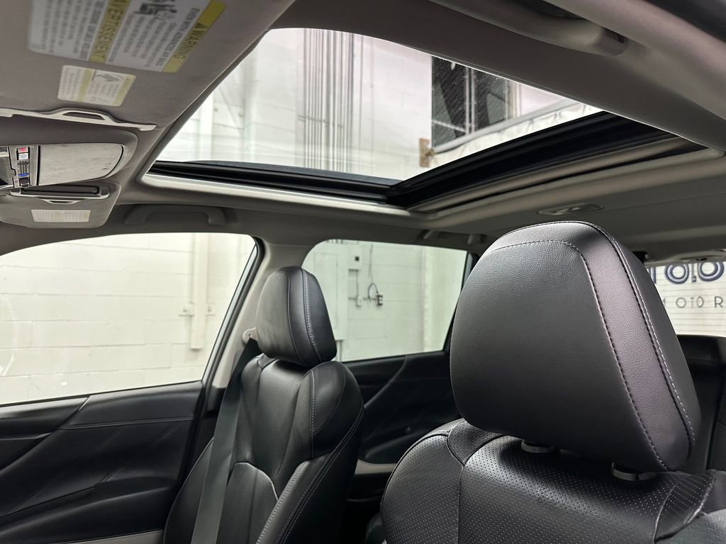 Used 2022 Subaru Forester Limited AWD/4WD image 33