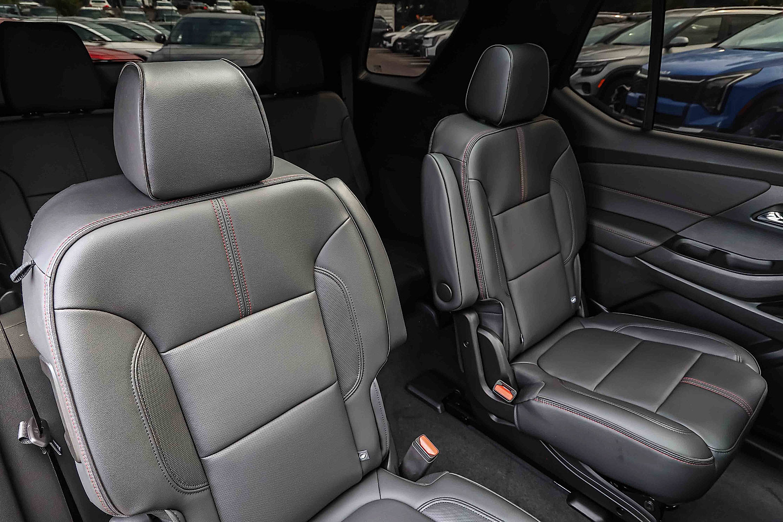 Used 2024 Chevrolet Traverse RS w/ LPO, Floor Liner Package AWD/4WD image 23