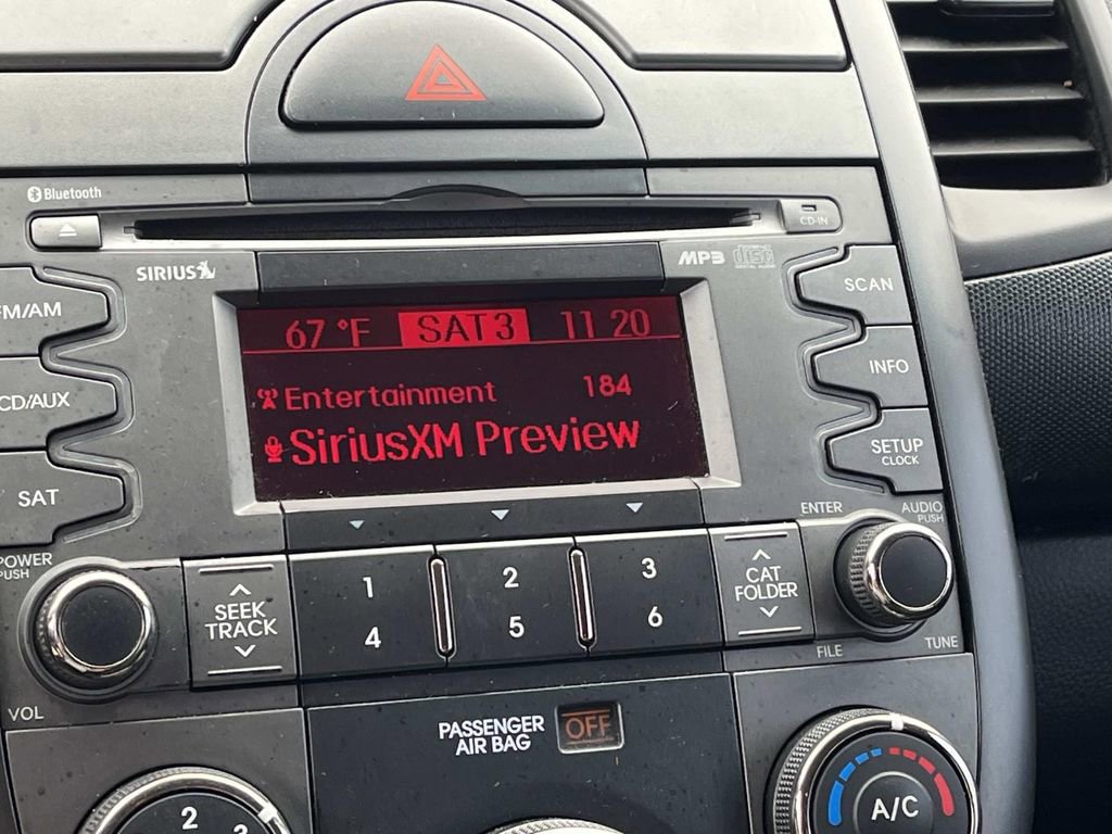 Used 2011 Kia Soul + w/ Audio Pkg image 30