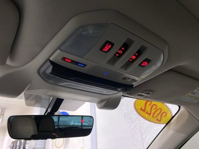 Used 2022 Subaru Ascent Limited w/ Technology Package image 23