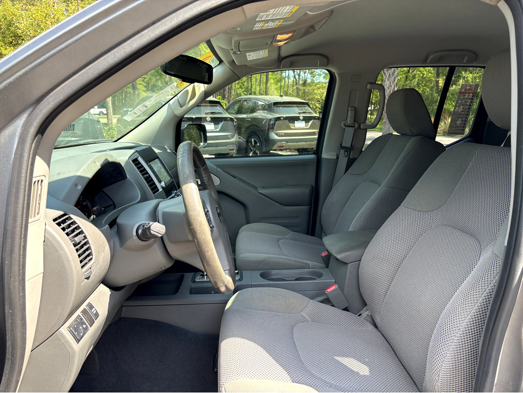 Used 2019 Nissan Frontier SV w/ Value Truck Package image 15