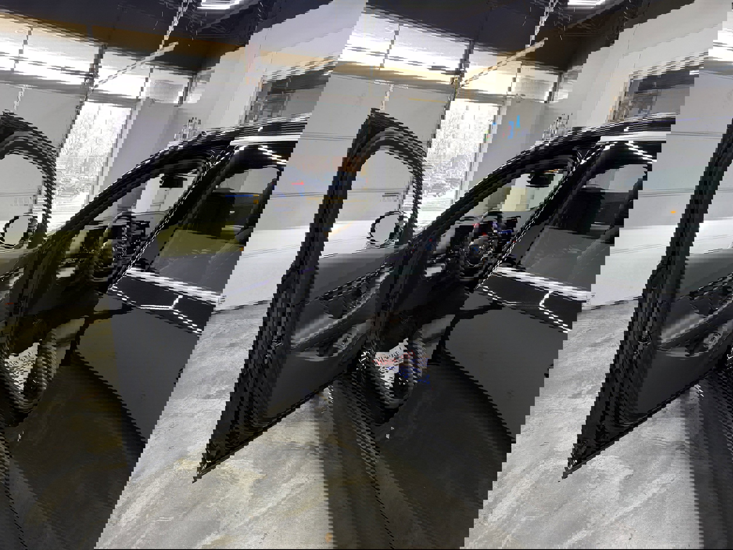 Used 2024 BMW i5 M60 image 9