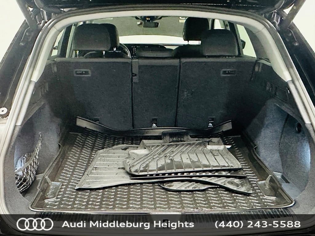 Used 2025 Audi Q5 Premium AWD/4WD image 29