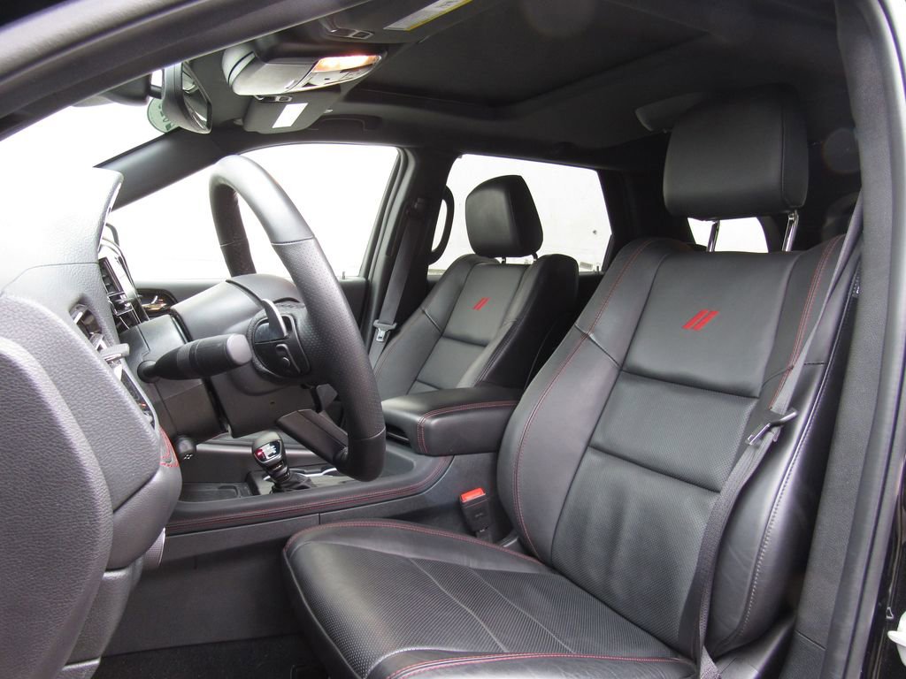 Used 2025 Dodge Durango GT image 12