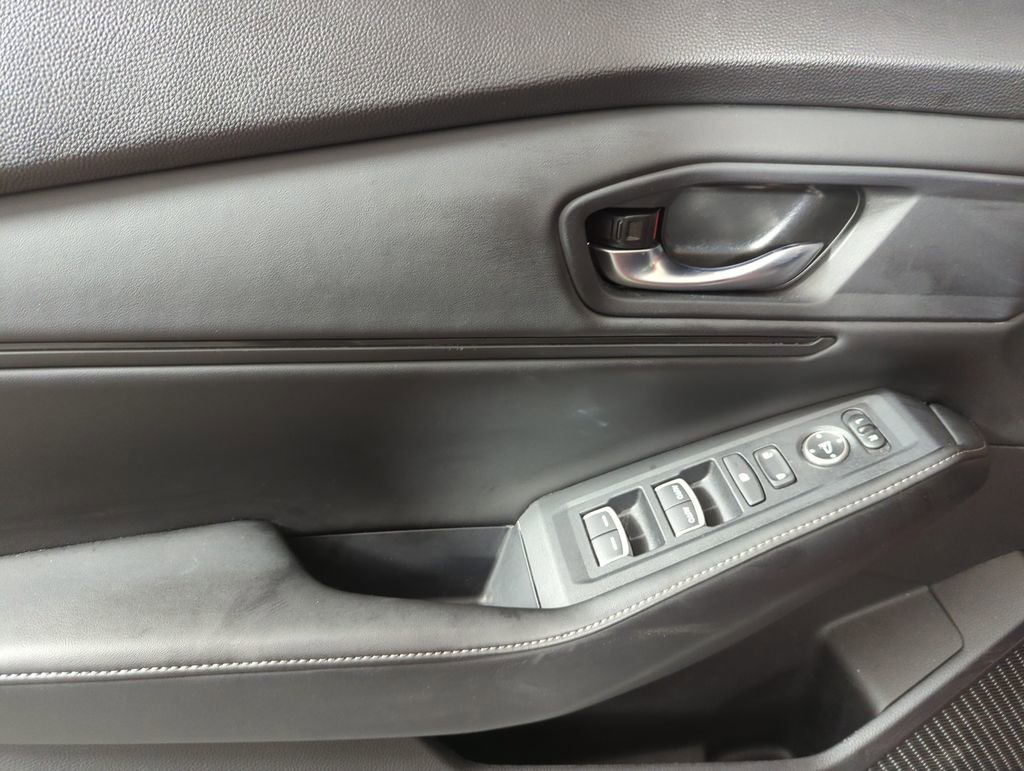 Used 2023 Honda Accord Sport image 10