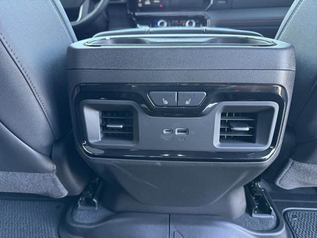 Used 2025 GMC Sierra 1500 AT4 w/ AT4 Premium Package AWD/4WD image 12