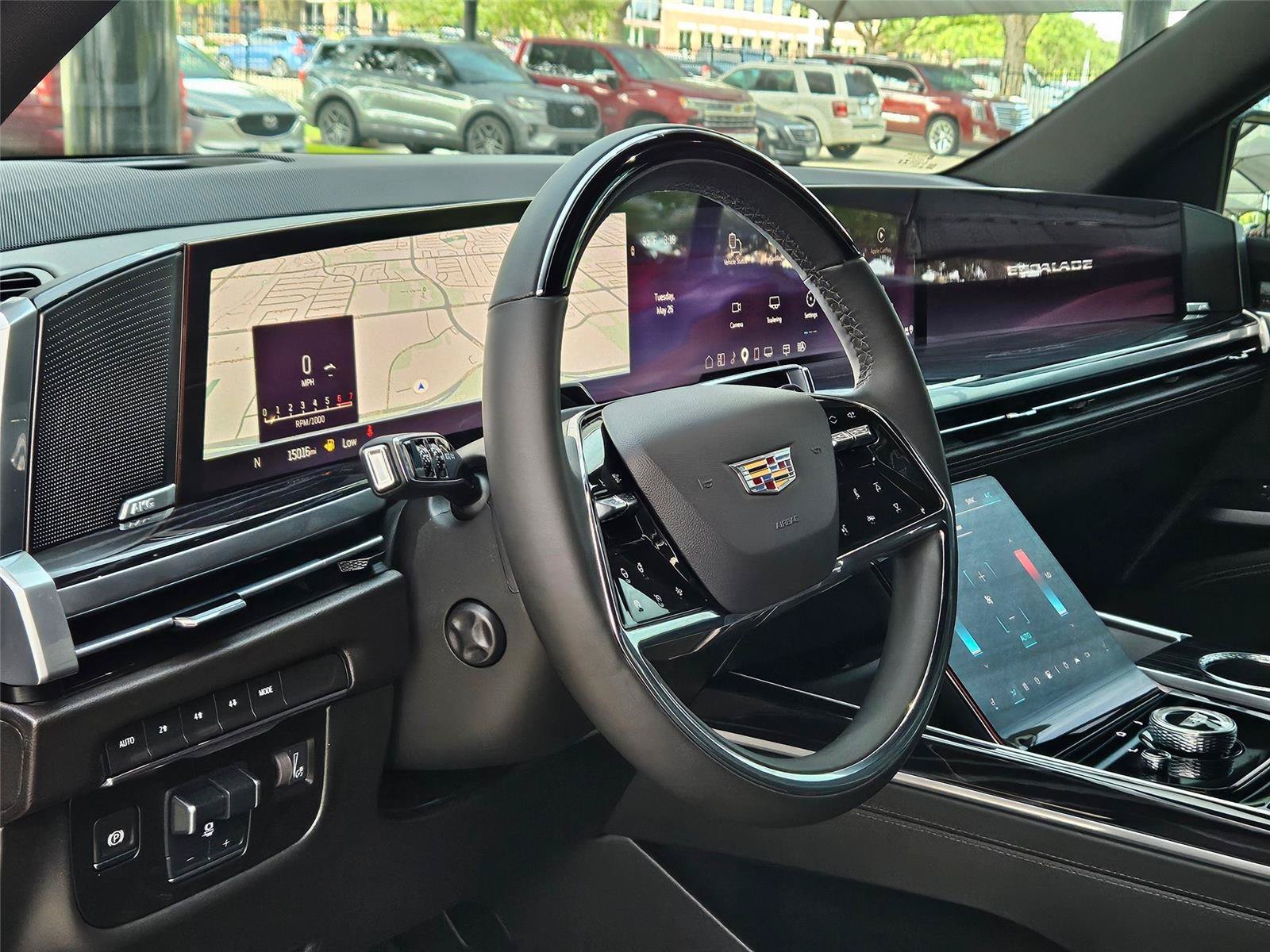 Certified 2025 Cadillac Escalade Sport w/ LPO, ONYX Package AWD/4WD image 9