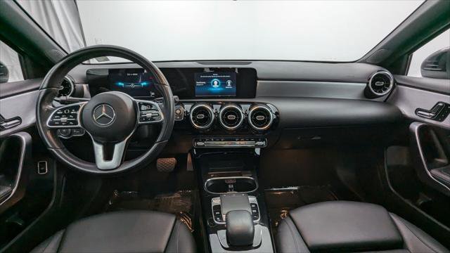 Used 2020 Mercedes-Benz A 220 image 26