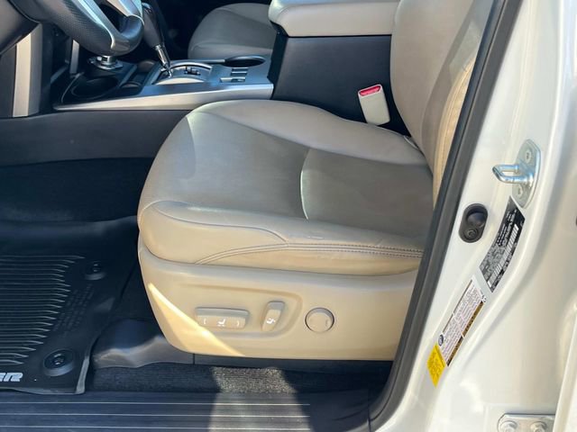 Used 2020 Toyota 4Runner Limited image 27