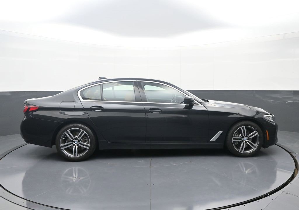 Used 2022 BMW 530i xDrive w/ Convenience Package image 8