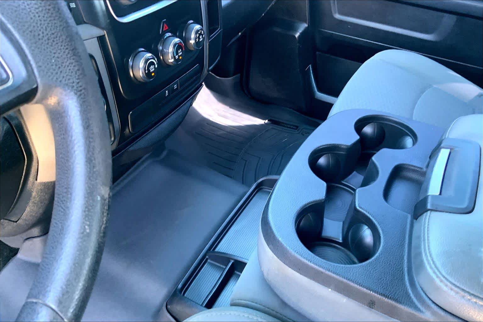 Used 2015 RAM 1500 Express RWD image 14