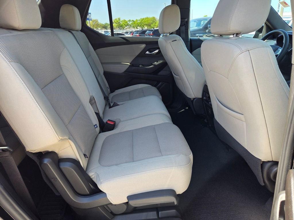 Certified 2023 Chevrolet Traverse LS w/ Midnight/Sport Edition image 13
