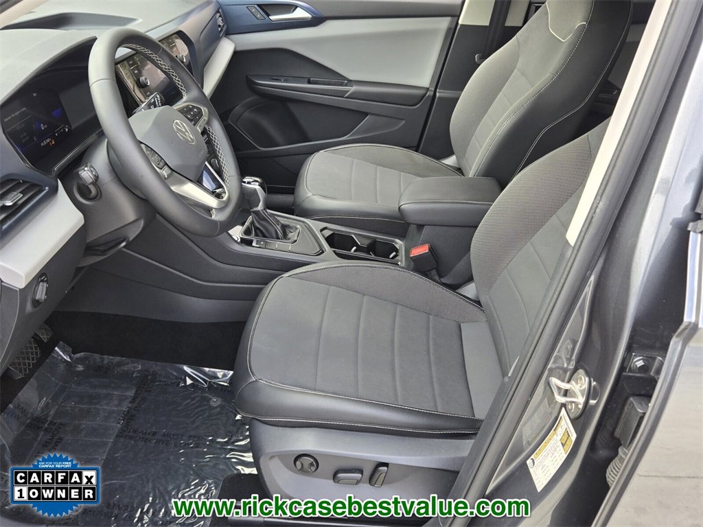 Used 2023 Volkswagen Taos SE image 11