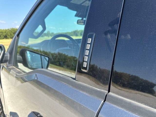 Used 2022 Ford F150 Lariat AWD/4WD image 11