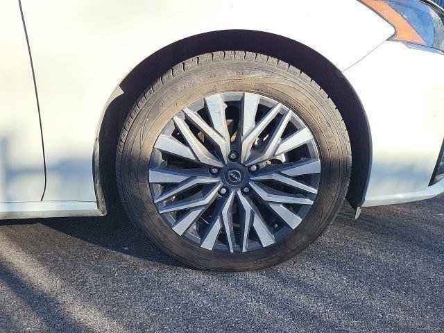 Used 2023 Nissan Altima 2.5 SV image 19