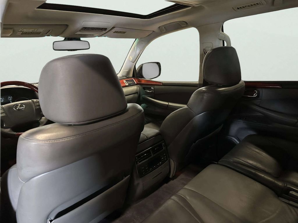 Used 2009 Lexus LX 570 4WD image 18