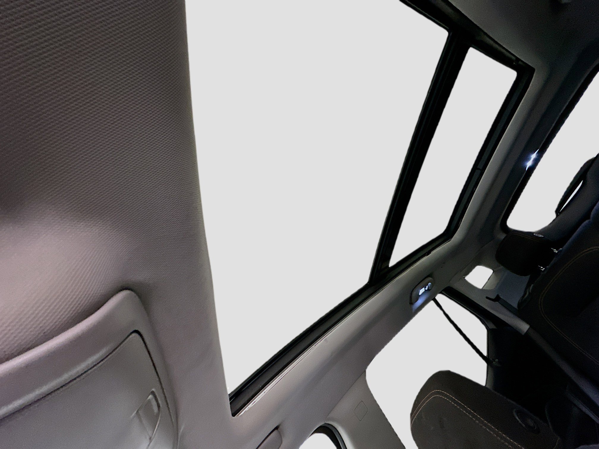 Used 2018 GMC Terrain SLE w/ Driver Convenience Package image 26