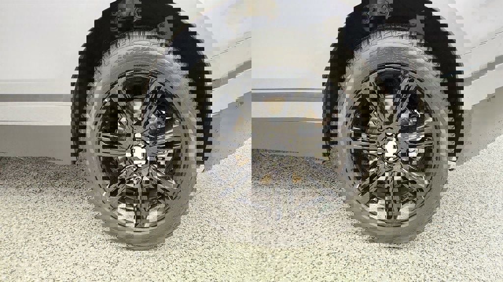 Used 2021 Land Rover Range Rover Velar S image 9