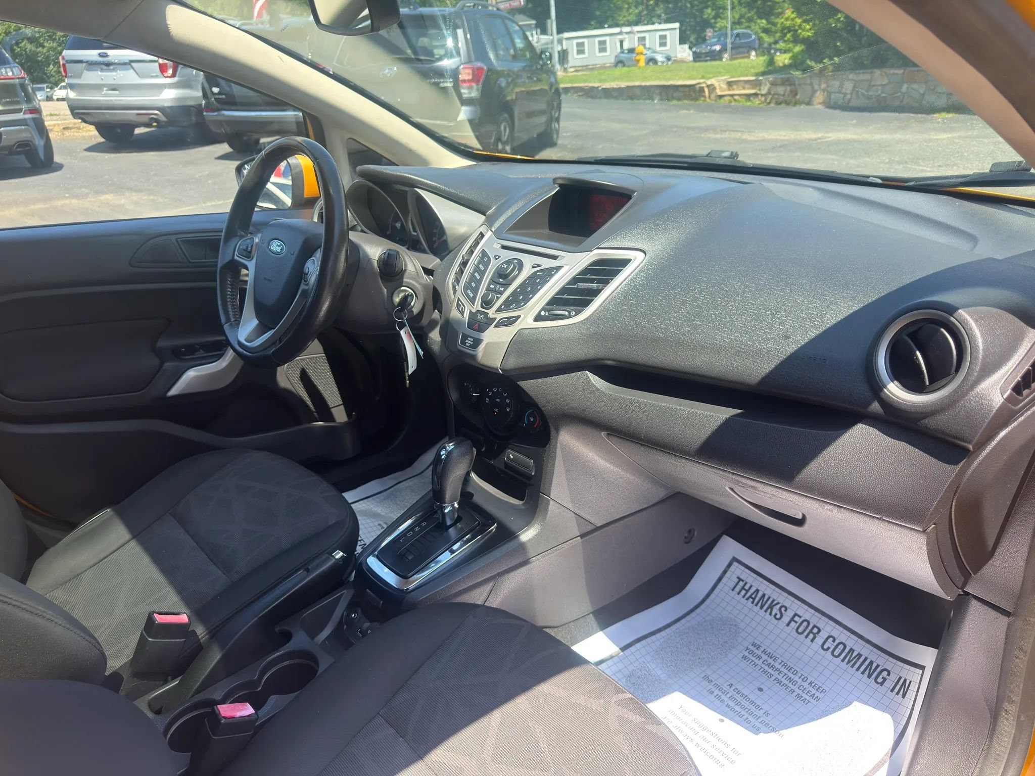 Used 2011 Ford Fiesta SES FWD image 23