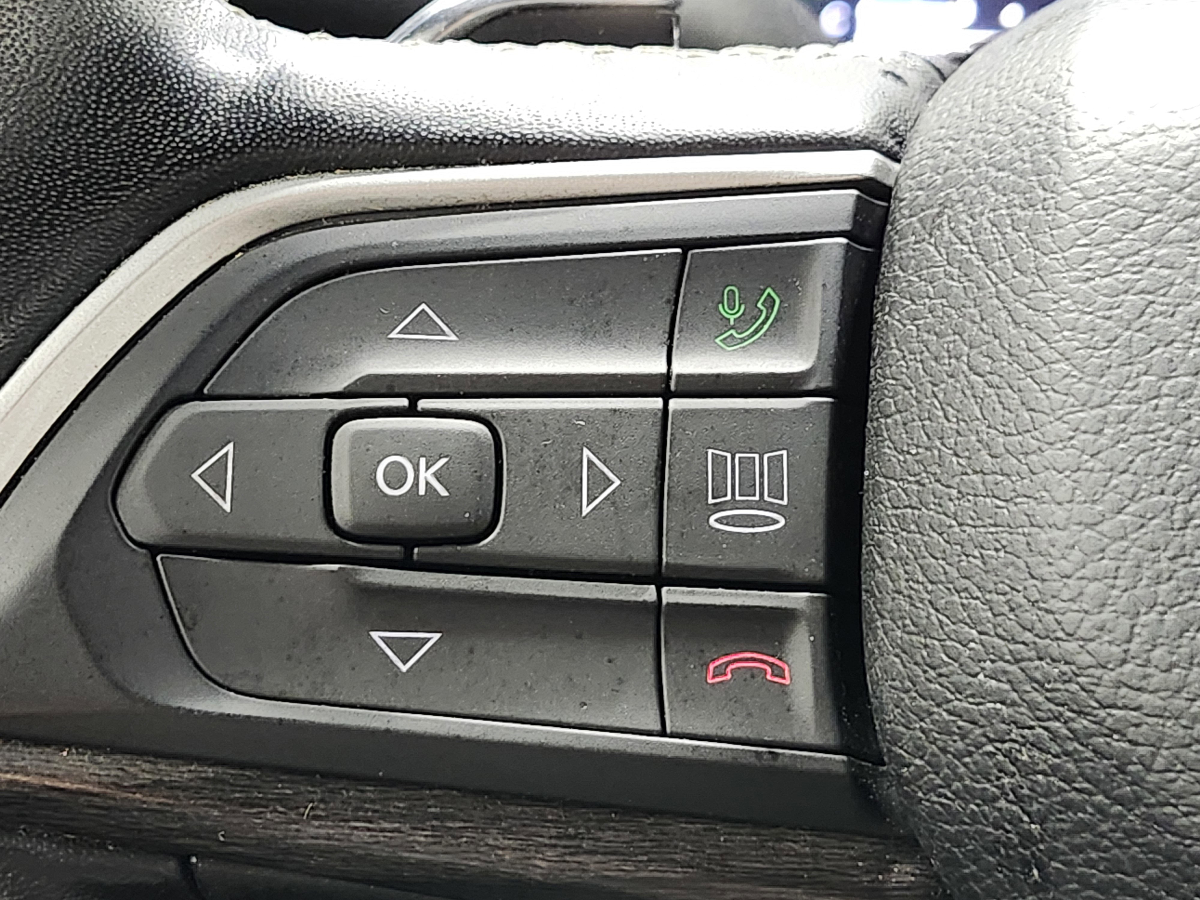 Used 2022 Jeep Grand Cherokee L Limited image 37