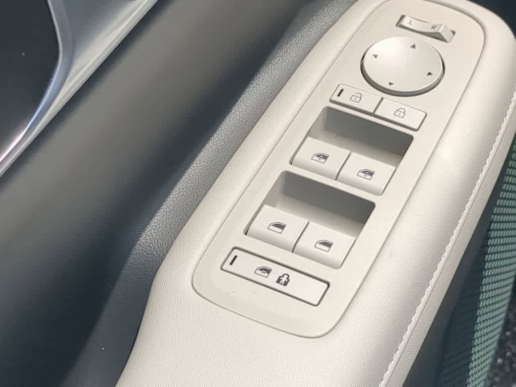New 2026 Hyundai Santa Fe SEL FWD image 18
