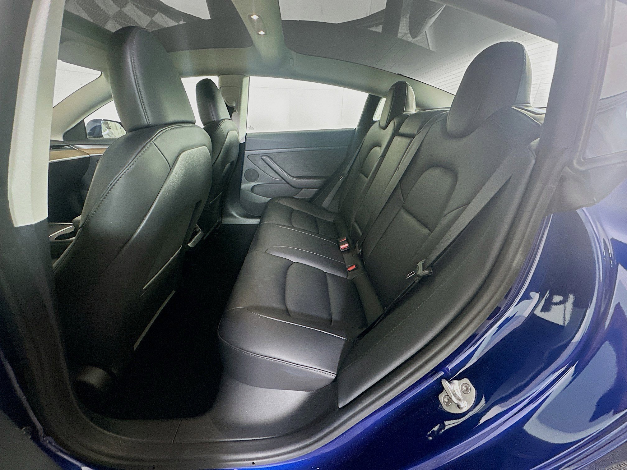 Used 2023 Tesla Model 3 Standard Range image 29