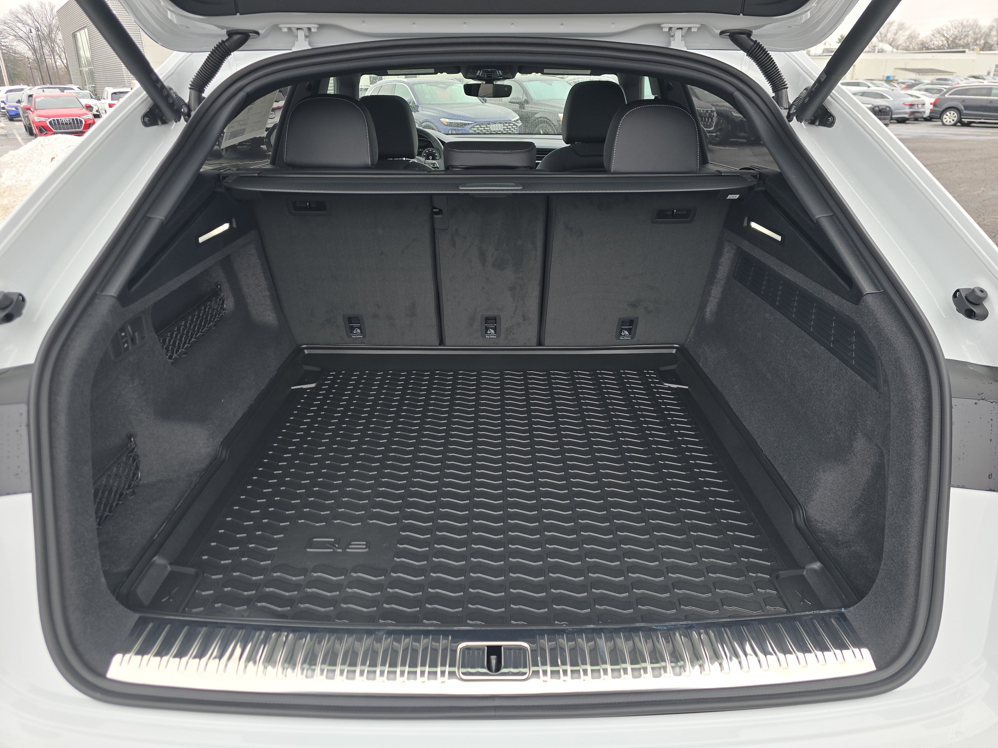 New 2026 Audi Q8 Premium Plus image 16