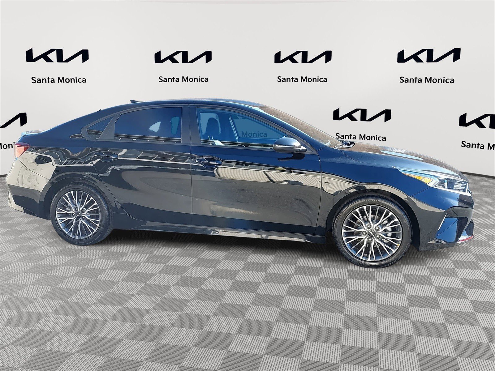 Certified 2023 Kia Forte GT-Line w/ GT-Line Technology Package image 4