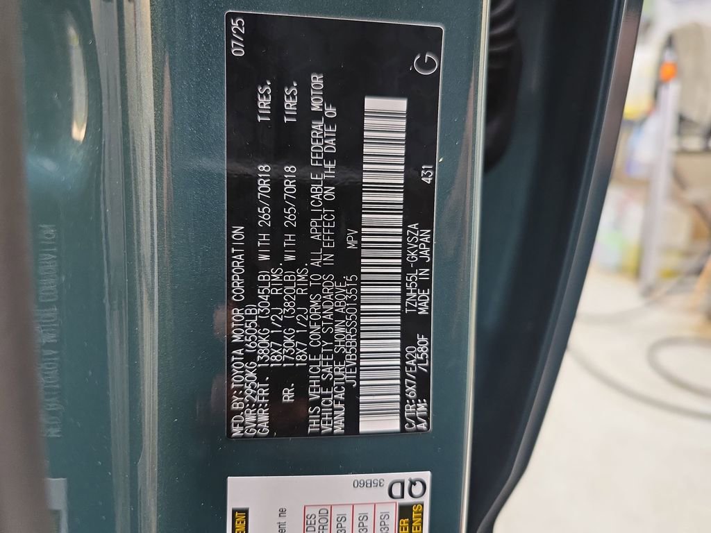 Certified 2025 Toyota 4Runner TRD Off-Road Premium image 40