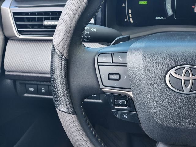 Used 2025 Toyota Camry SE w/ Convenience Package image 28