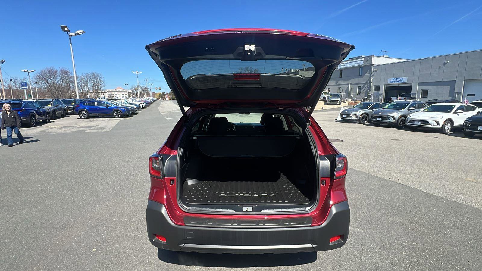 Certified 2025 Subaru Outback Premium image 27