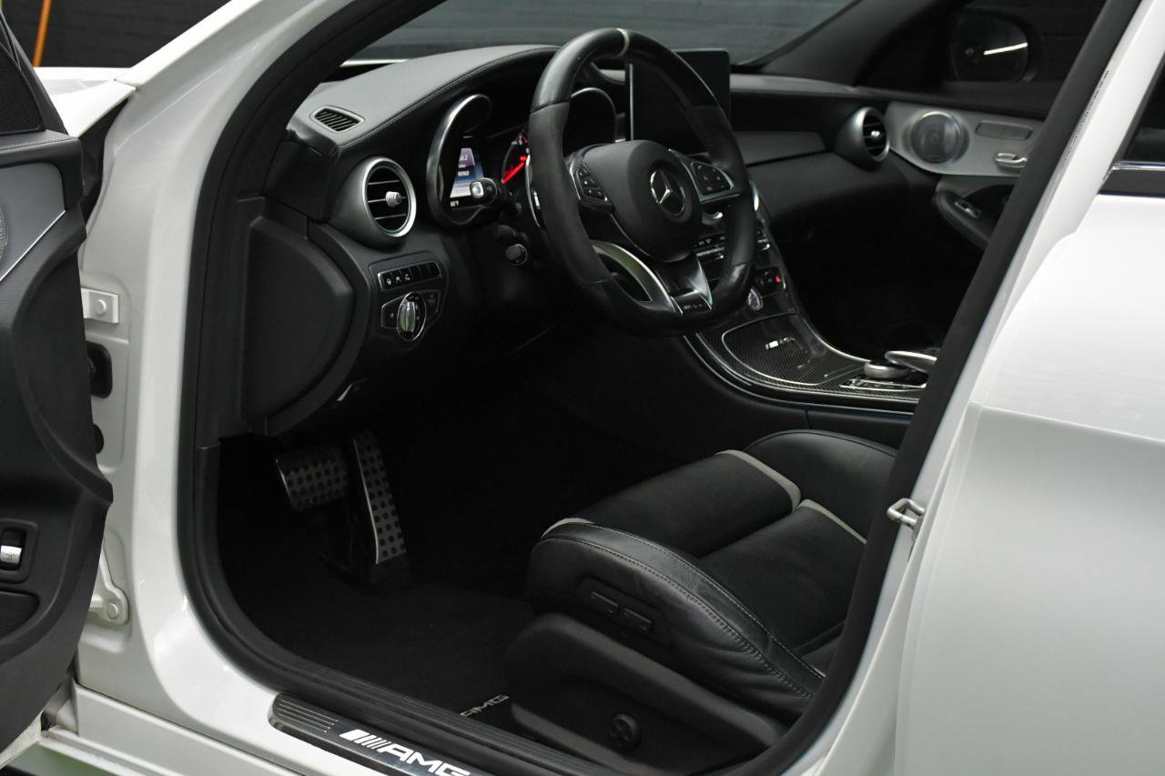 Used 2015 Mercedes-Benz C 63 AMG S image 22