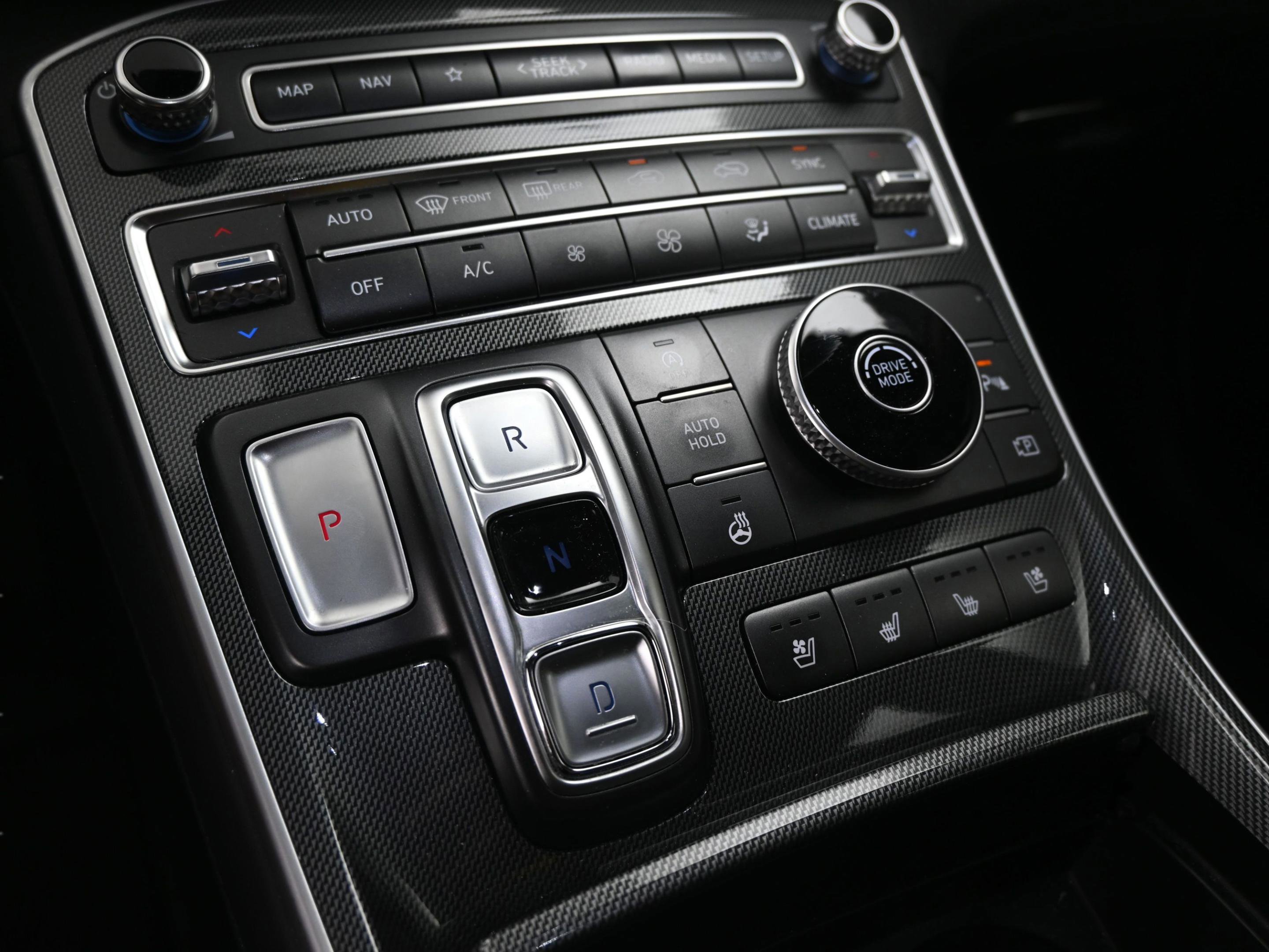 Used 2022 Hyundai Santa Fe Limited image 30