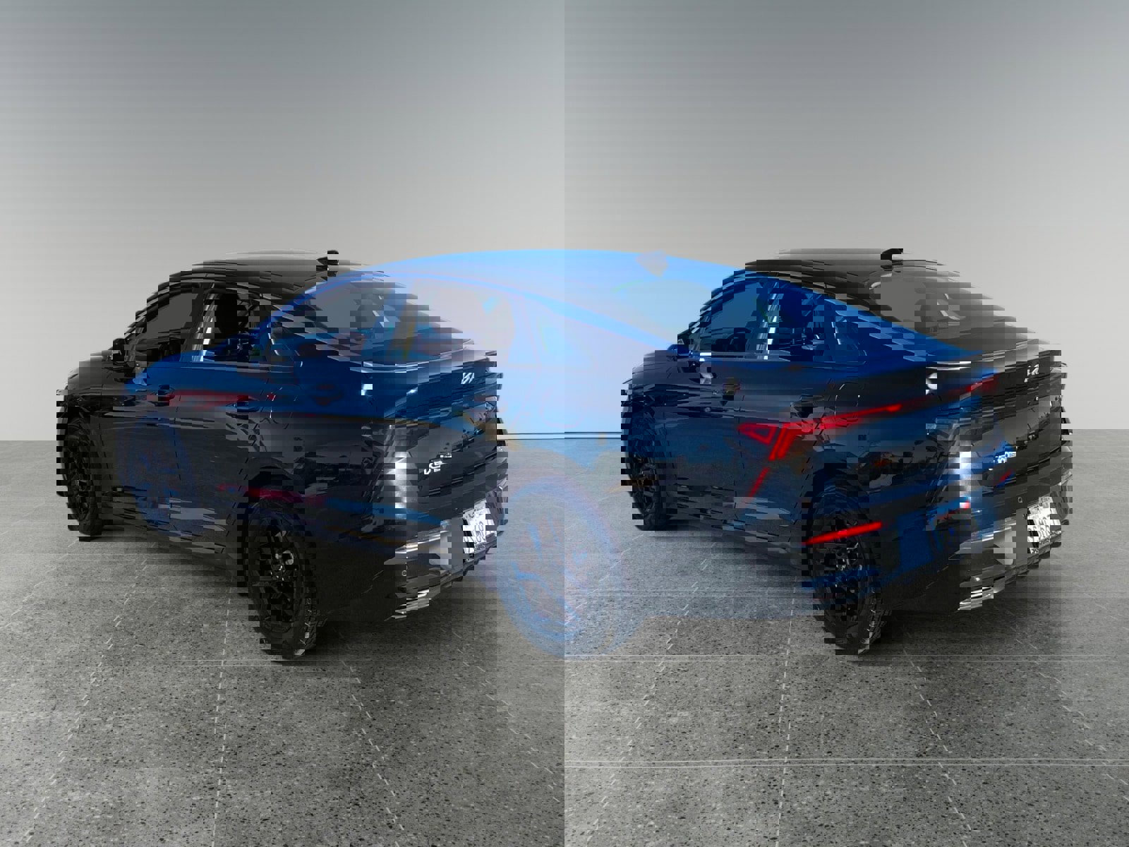 Used 2025 Kia K5 LXS image 3