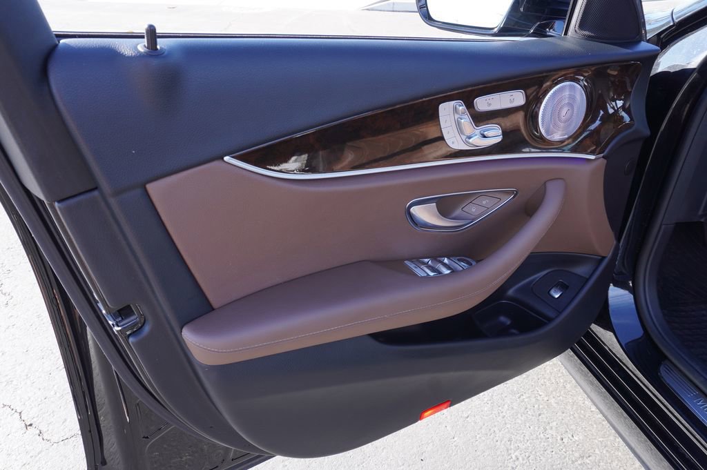 Used 2019 Mercedes-Benz E 300 E 300 image 15