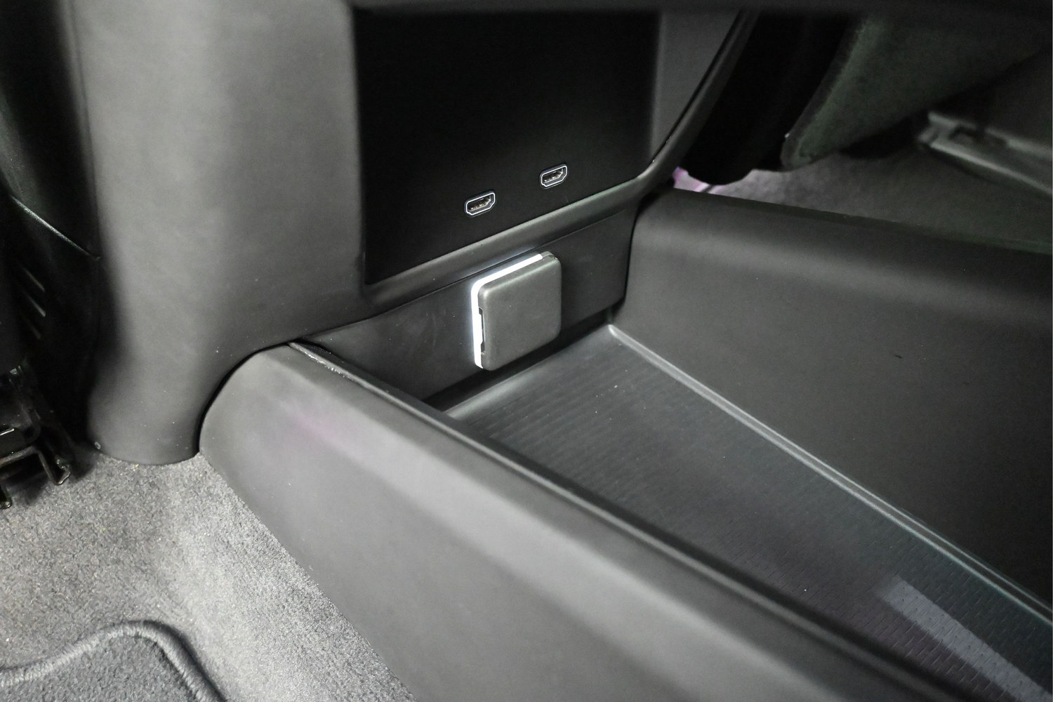 Used 2025 Cadillac Escalade ESV Premium Luxury Platinum AWD/4WD image 9