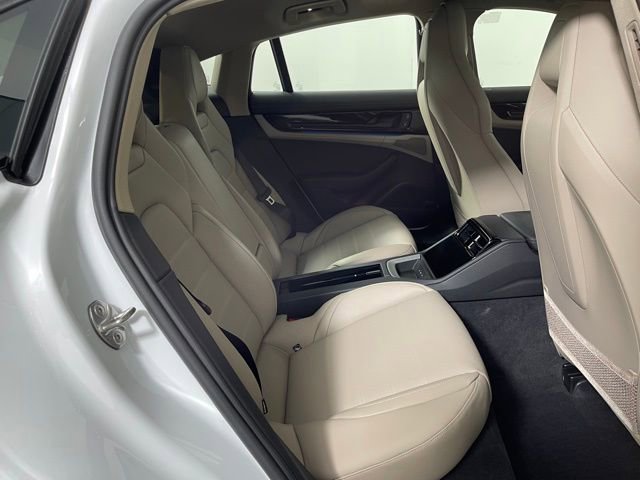 New 2026 Porsche Panamera image 22