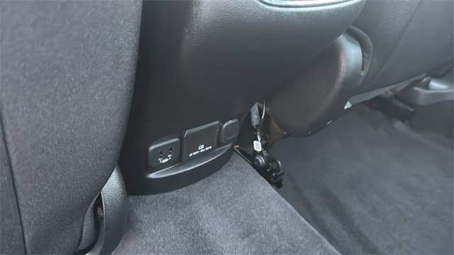 Used 2018 Chevrolet Malibu LT image 22