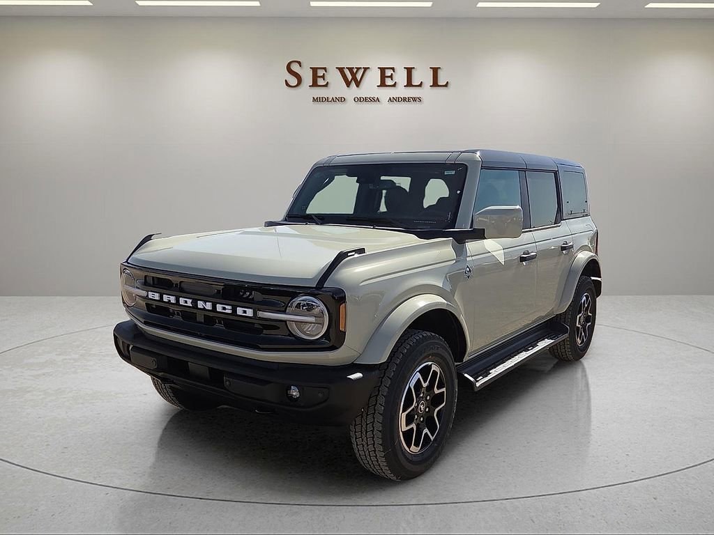 New 2026 Ford Bronco Outer Banks AWD/4WD image 1