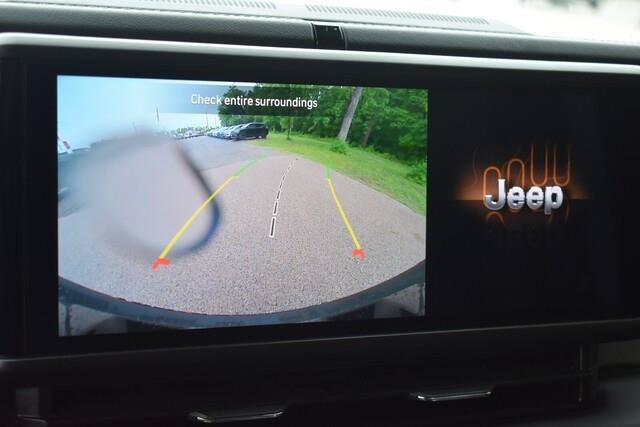 Used 2025 Jeep Wrangler Sahara 4xe AWD/4WD image 35