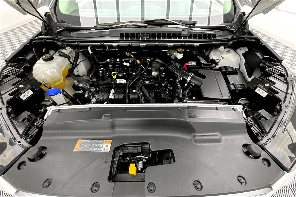 Used 2024 Ford Edge SE image 10