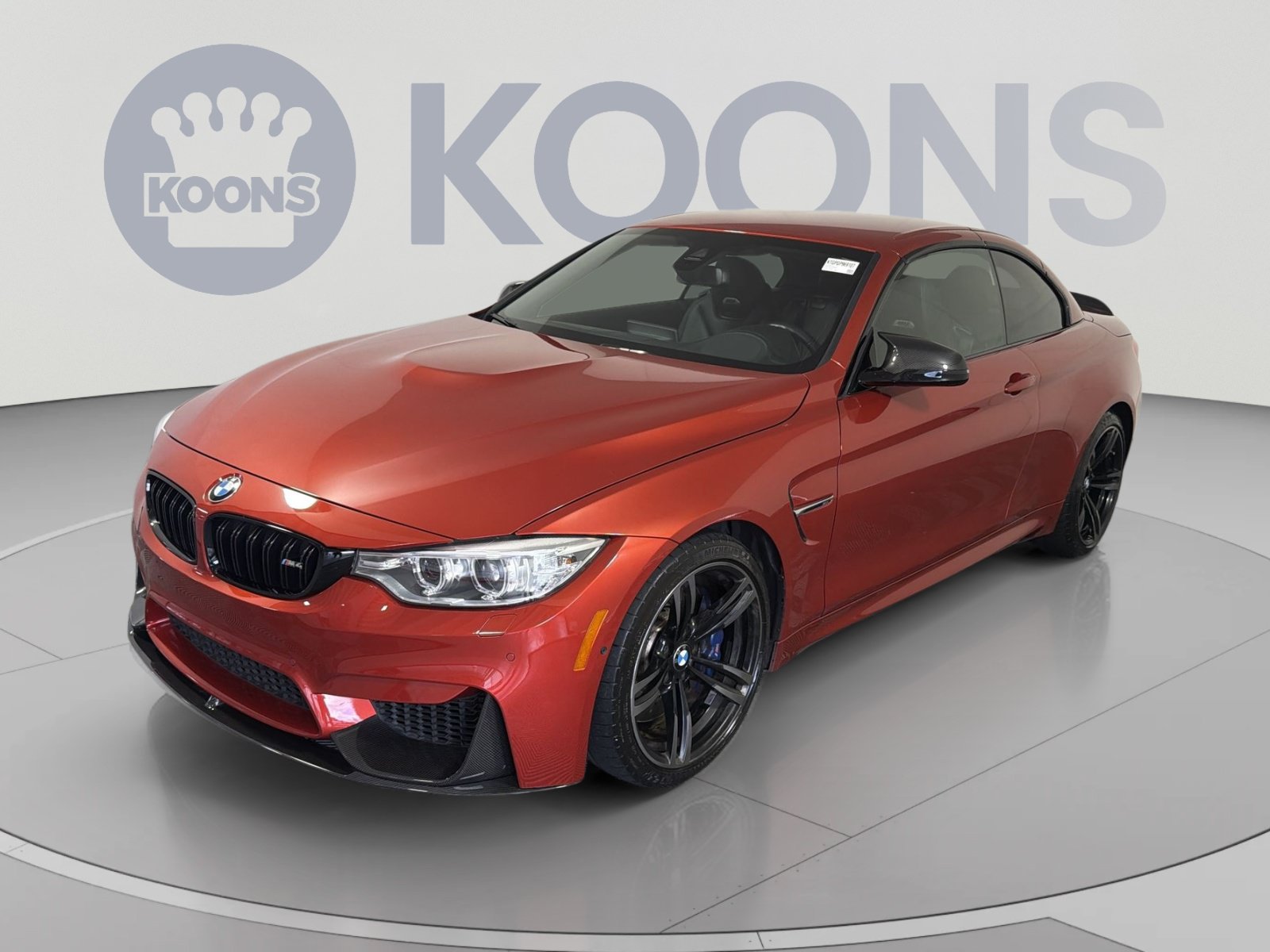 Used 2016 BMW M4 Convertible RWD image 1