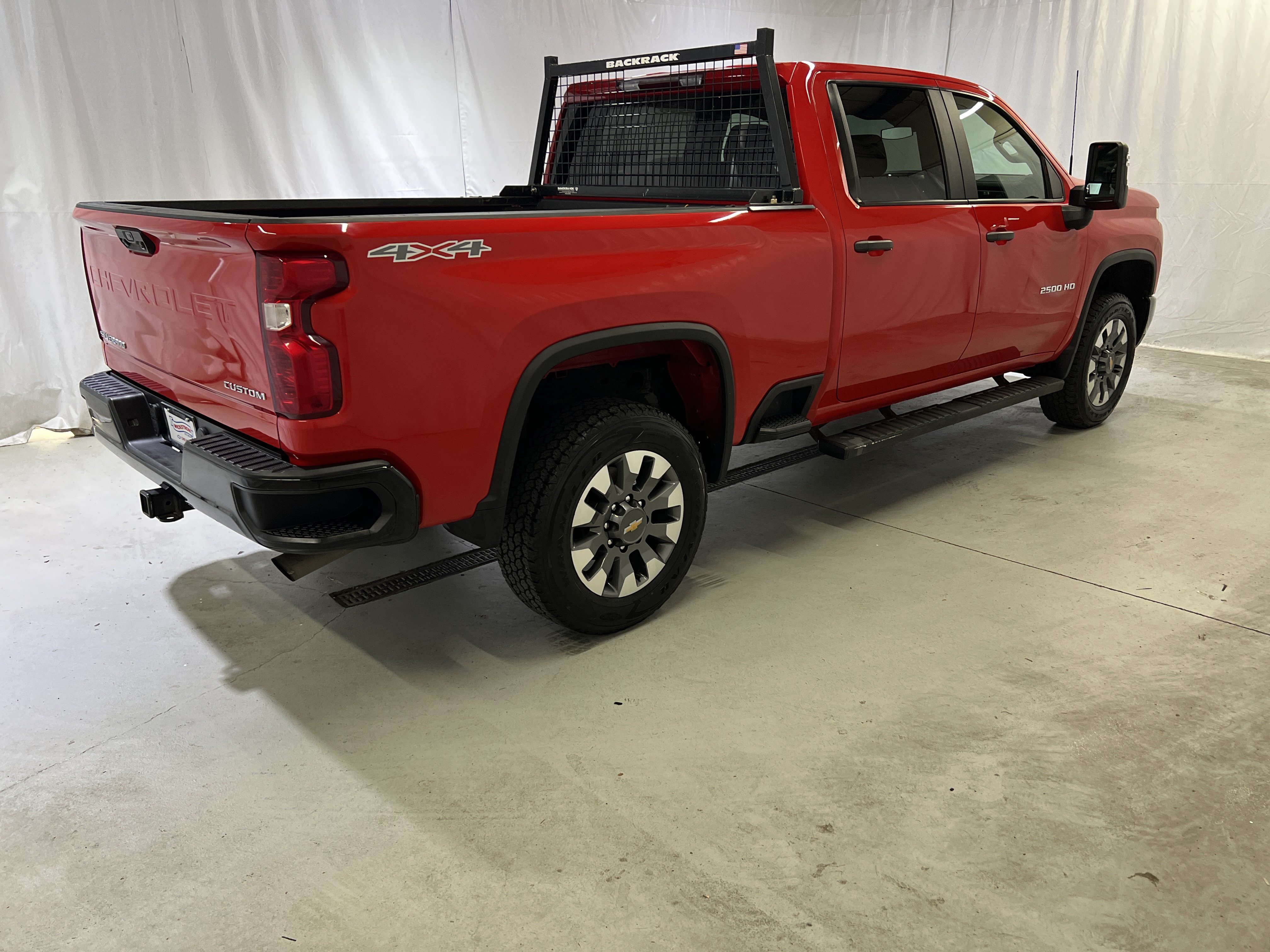Used 2024 Chevrolet Silverado 2500 Custom w/ Custom Convenience Package AWD/4WD image 11