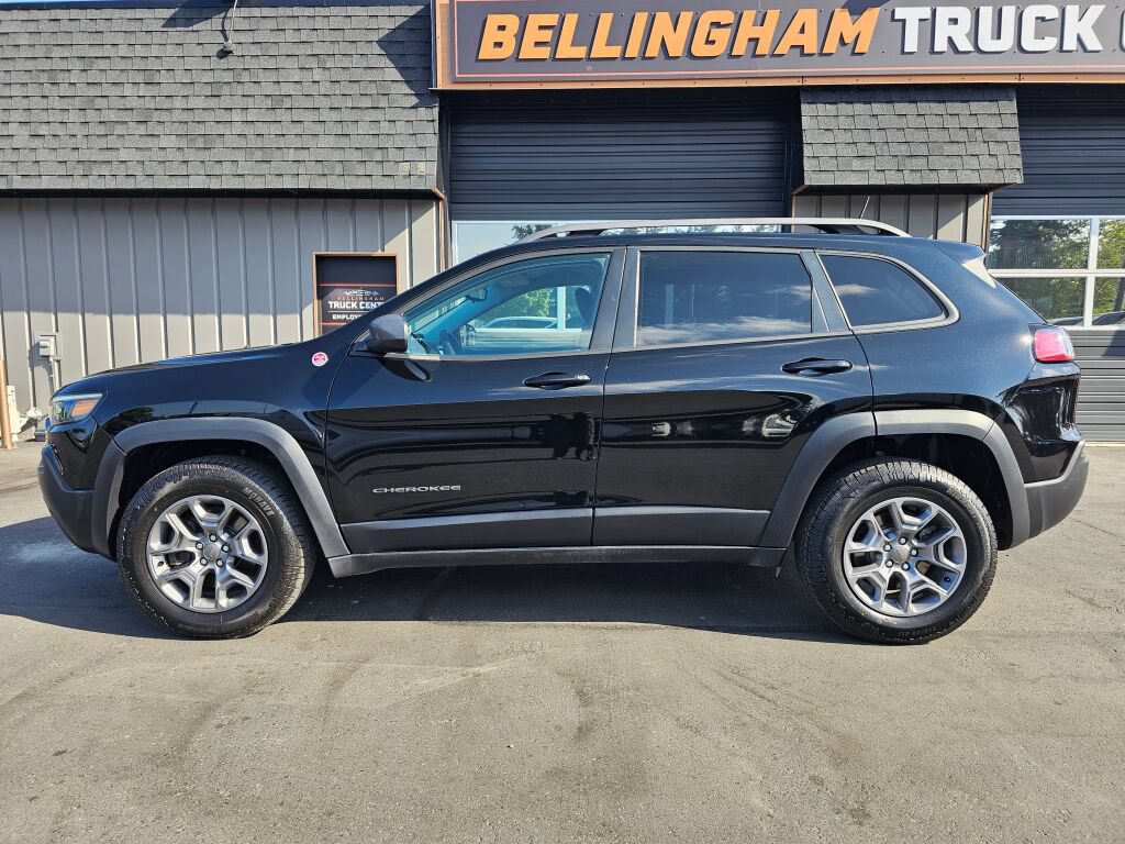 Used 2020 Jeep Cherokee Trailhawk AWD/4WD image 2