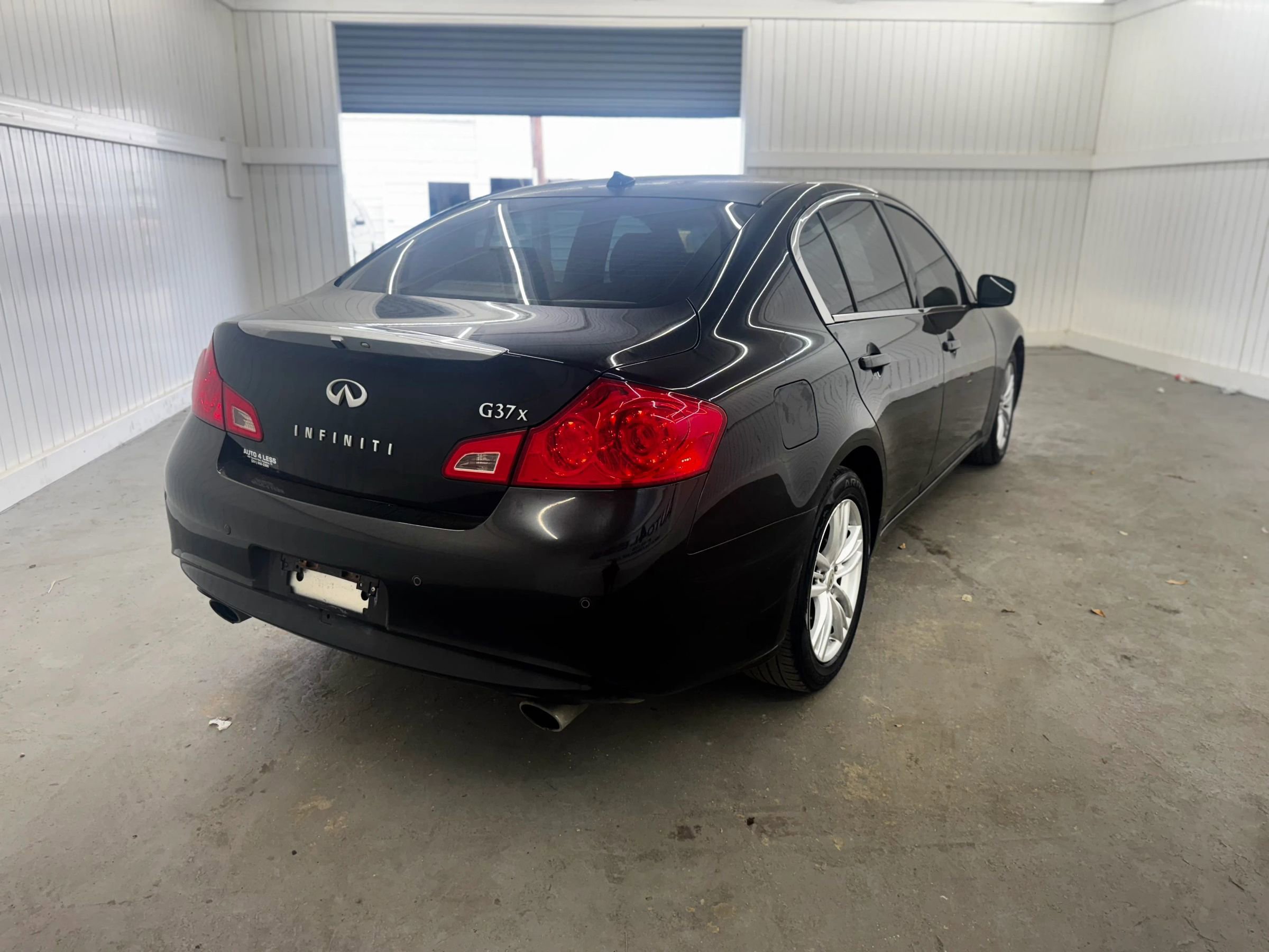 Used 2013 INFINITI G37 x Sedan w/ Premium Pkg image 5