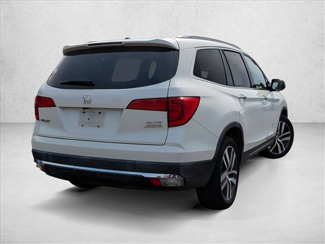 Used 2017 Honda Pilot Elite image 4