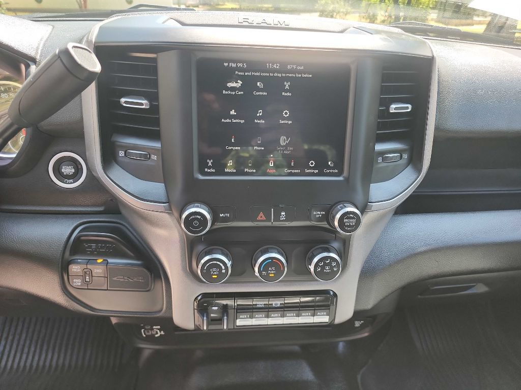 Used 2021 RAM 3500 Tradesman w/ Chrome Appearance Group AWD/4WD image 30