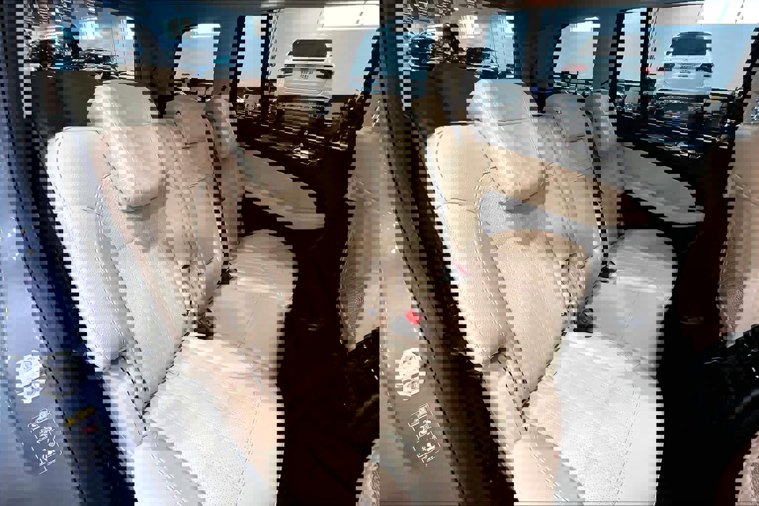 Certified 2018 Mercedes-Benz GLS 450 4MATIC image 18