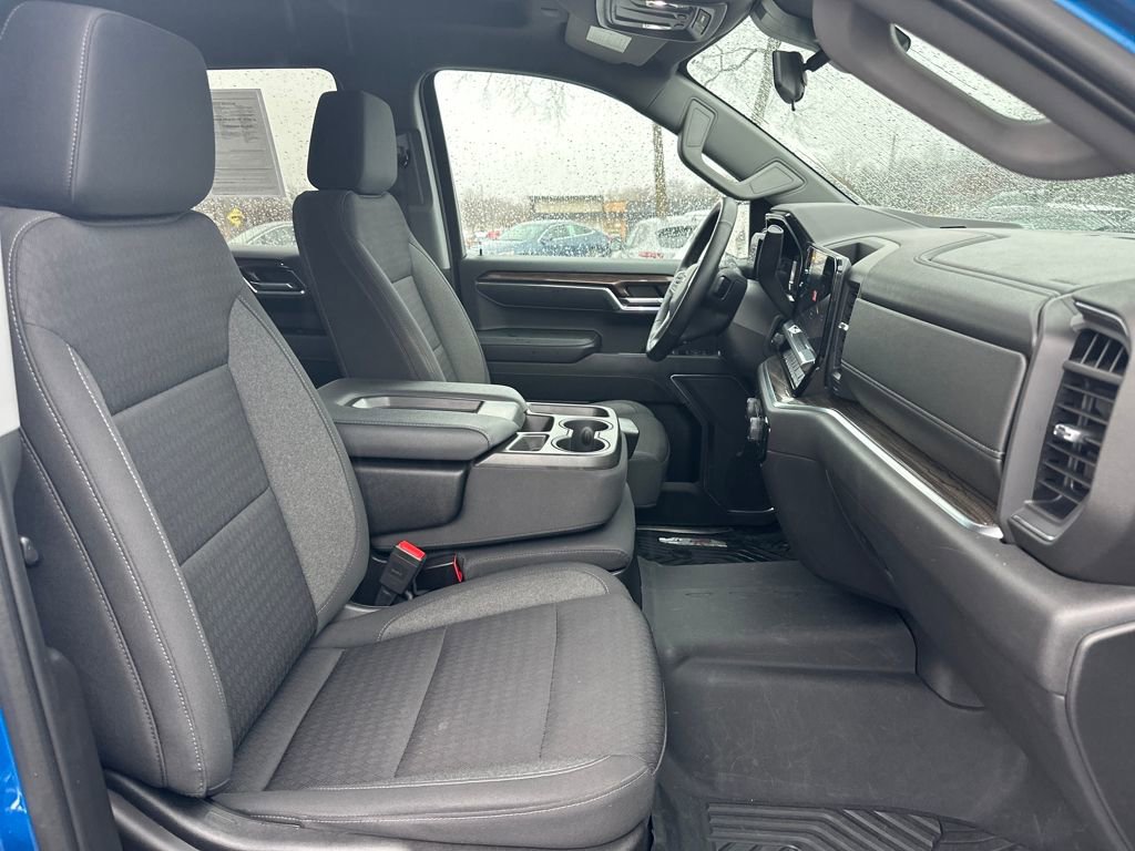 Used 2023 Chevrolet Silverado 1500 LT Trail Boss image 29